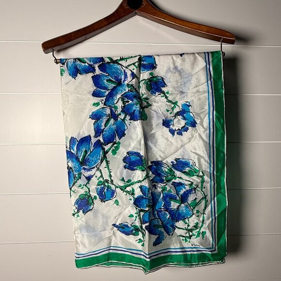 Vintage Scarves by Vera 100% Silk Hand Rolled Floral Blue, Green & White 30" SQ - Picture 3 of 8